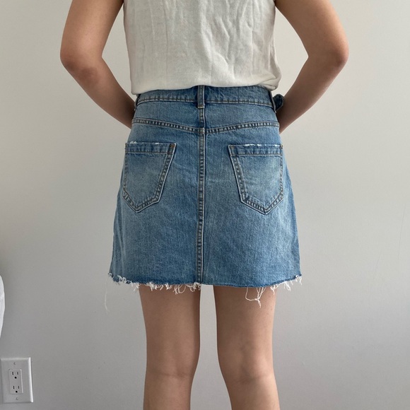Zara Denim Mini Skirt with Belt - Picture 3 of 4